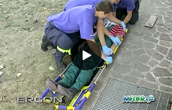 Ergon variable geometry comfort scoop stretcher: recovery in critical situations.